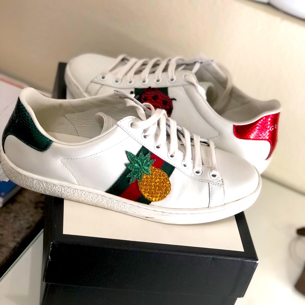 Women’s Gucci sneakers with pineapple and ladybugs